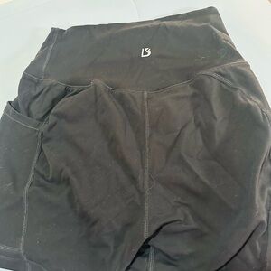 BuffBunny Women's Black Bike Shorts size small with pockets